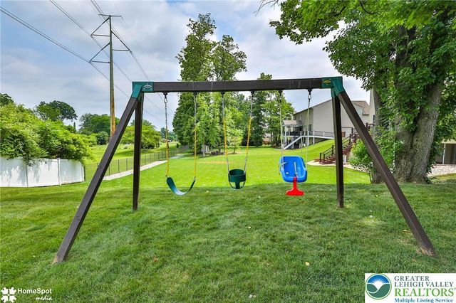 5543 Reid Lane, Upper Macungie Twp, PA 18104