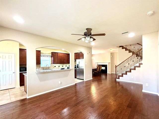 2814 Ridgeglen Lane, Houston, TX 77082