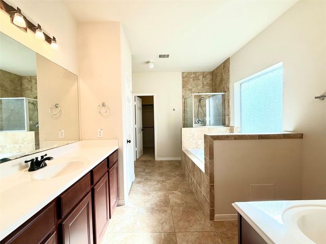 2814 Ridgeglen Lane, Houston, TX 77082