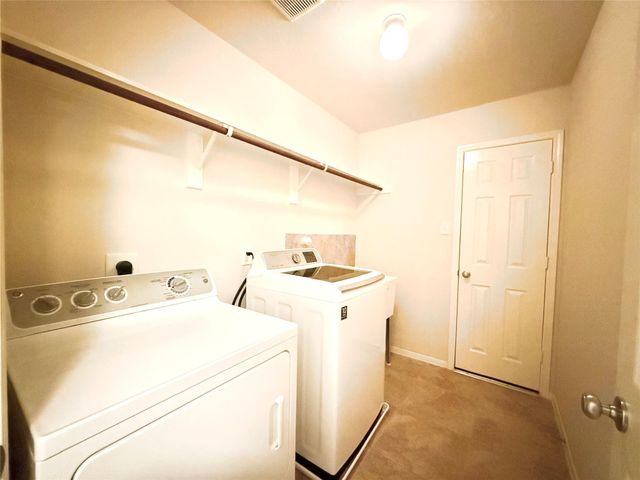 2814 Ridgeglen Lane, Houston, TX 77082
