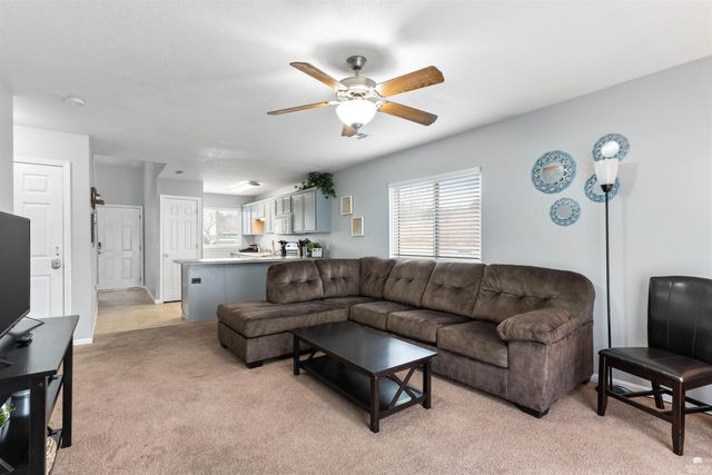 1312 Newfoundland Drive, Manhattan, KS 66503