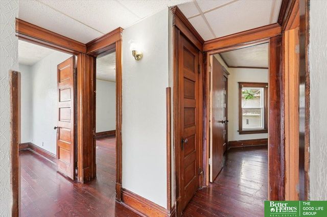 1512 N 40 Street, Omaha, NE 68111