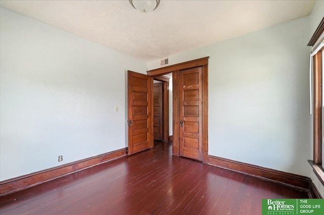 1512 N 40 Street, Omaha, NE 68111
