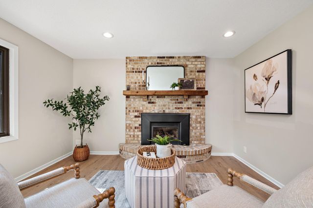 12070 Meadowlark Court, Maple Grove, MN 55369