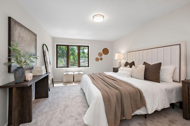 12070 Meadowlark Court, Maple Grove, MN 55369
