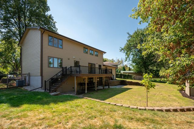 12070 Meadowlark Court, Maple Grove, MN 55369
