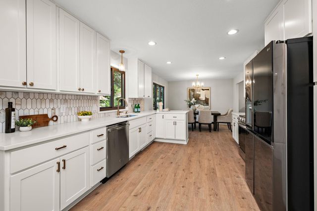 12070 Meadowlark Court, Maple Grove, MN 55369