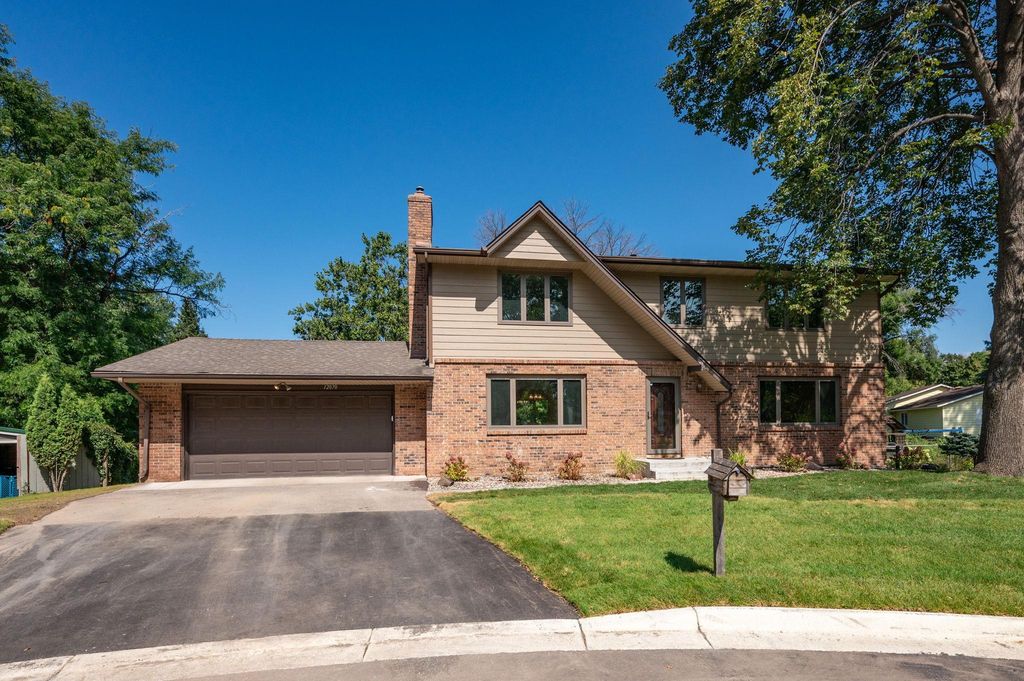 12070 Meadowlark Court, Maple Grove, MN 55369 — photo 2