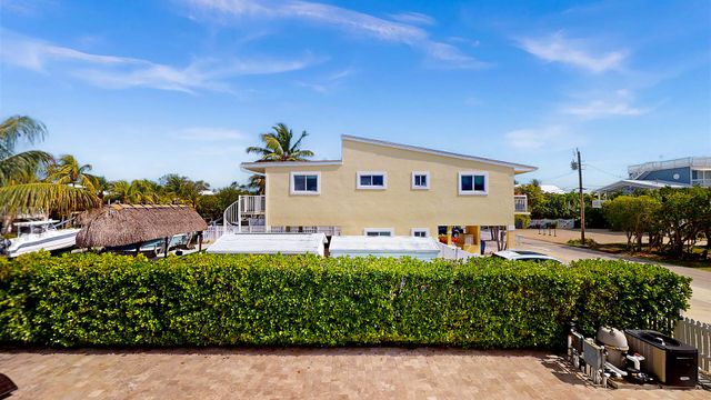 28 Center Lane, Key Largo, FL 33037