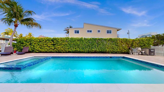 28 Center Lane, Key Largo, FL 33037