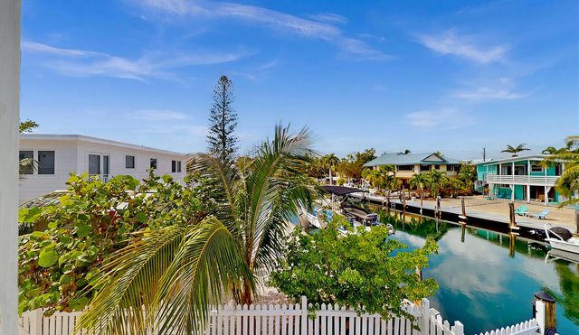 28 Center Lane, Key Largo, FL 33037