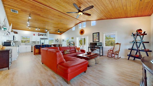 28 Center Lane, Key Largo, FL 33037