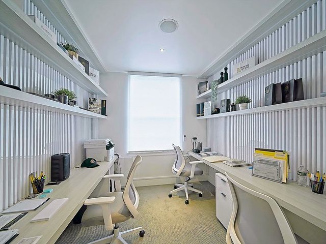 49 Lowell St, Peabody, MA 01960