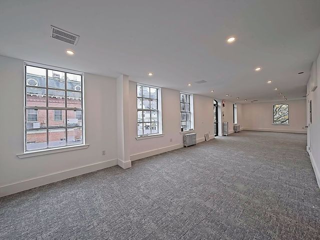 49 Lowell St, Peabody, MA 01960