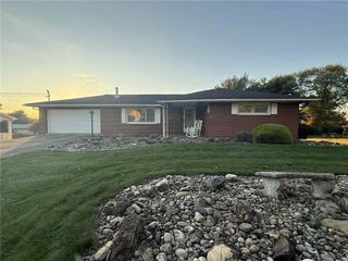 600 BRADDOCK AVENUE, South Union Twp, PA 15401