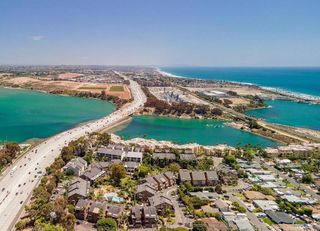 4016 Layang Layang Circle C, Carlsbad, CA 92008