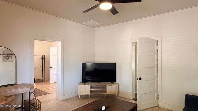 714 N San Pedro Street, Las Cruces, NM 88001