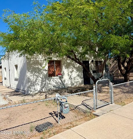 714 N San Pedro Street, Las Cruces, NM 88001