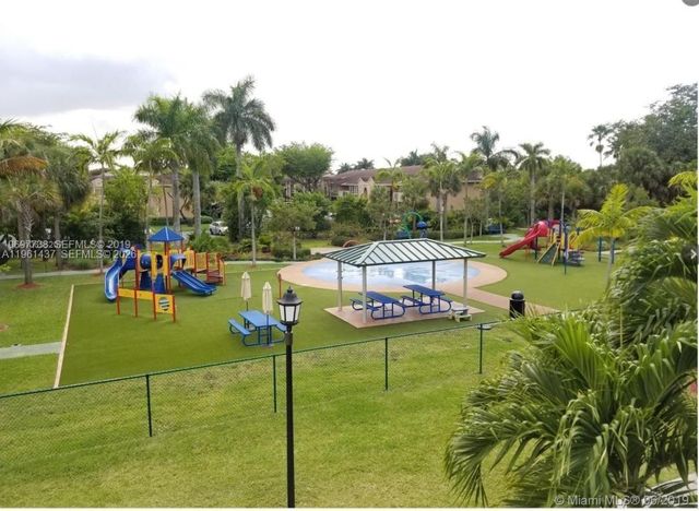 5753 NW 98th Ave, Doral, FL 33178