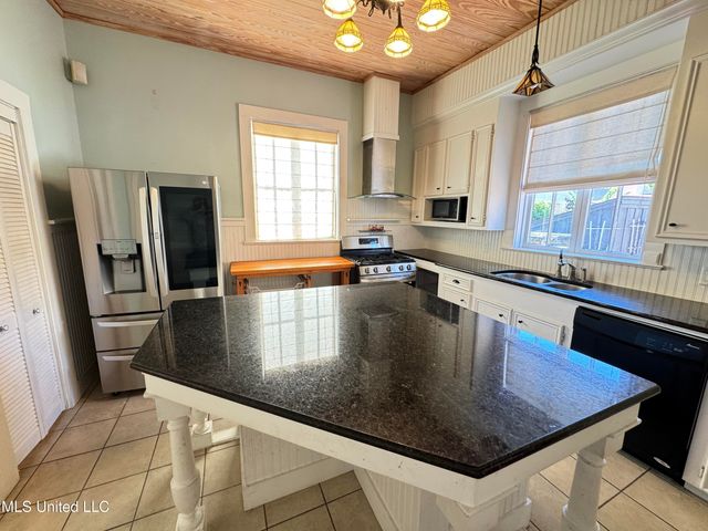 306 S Rankin Street, Natchez, MS 39120