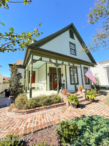 306 S Rankin Street, Natchez, MS 39120