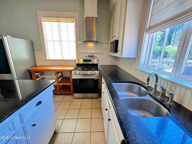 306 S Rankin Street, Natchez, MS 39120