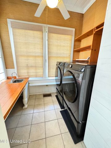 306 S Rankin Street, Natchez, MS 39120