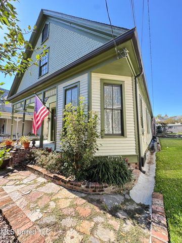 306 S Rankin Street, Natchez, MS 39120