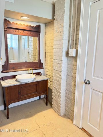 306 S Rankin Street, Natchez, MS 39120