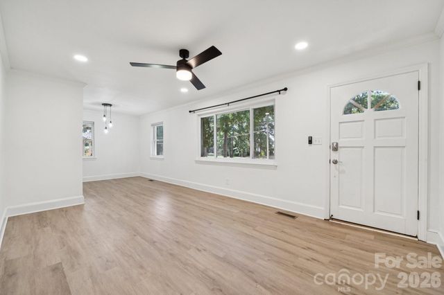 5423 Lantana Avenue, Charlotte, NC 28212