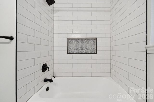 5423 Lantana Avenue, Charlotte, NC 28212