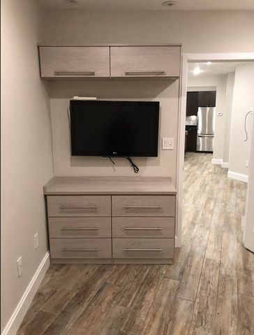 44 Snow Hill St 1, Boston, MA 02111
