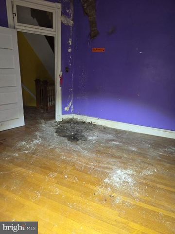 2721 N CALVERT ST, Baltimore, MD 21218