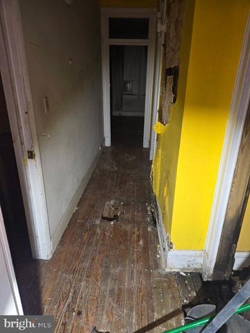 2721 N CALVERT ST, Baltimore, MD 21218