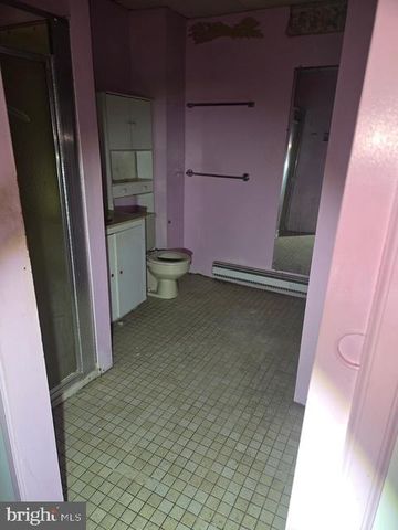 2721 N CALVERT ST, Baltimore, MD 21218