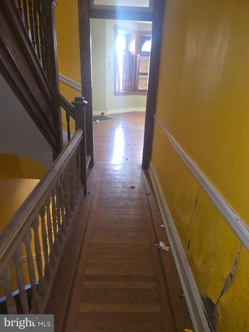 2721 N CALVERT ST, Baltimore, MD 21218