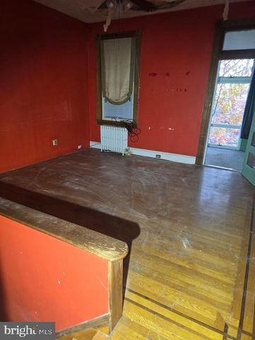 2721 N CALVERT ST, Baltimore, MD 21218