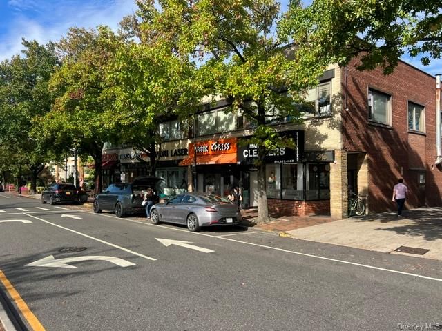 33 Great Neck Road 5, Great Neck, NY 11021