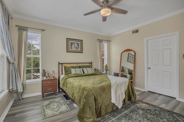 2111 Welch Street B201, Houston, TX 77019