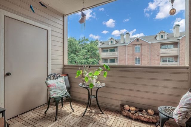 2111 Welch Street B201, Houston, TX 77019