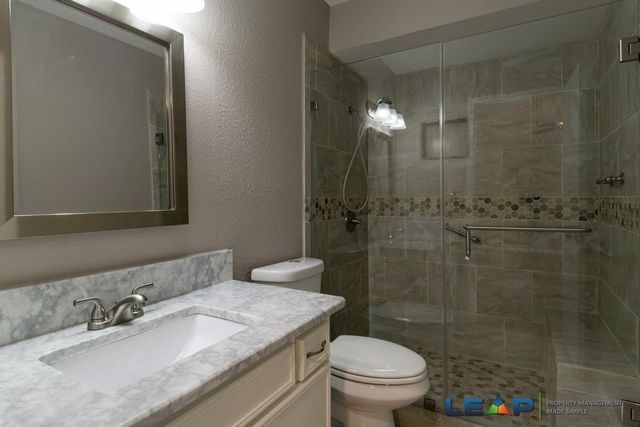 565 Hunters Glen Street, Lewisville, TX 75067