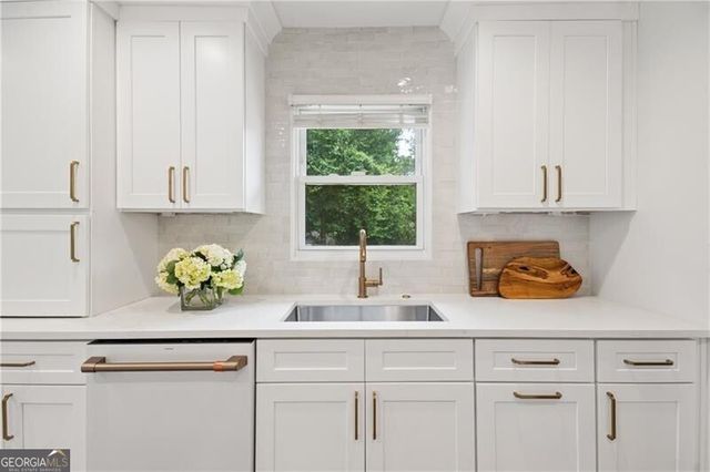 1493 Runnymeade Road NE, Atlanta, GA 30319