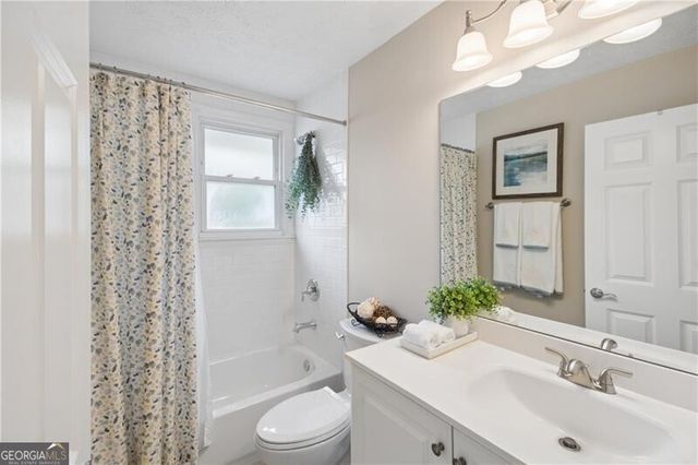 1493 Runnymeade Road NE, Atlanta, GA 30319