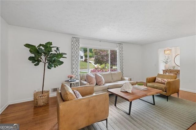 1493 Runnymeade Road NE, Atlanta, GA 30319
