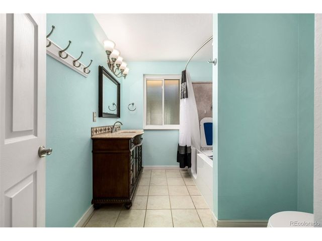 10986 W Montana Pl, Denver, CO 80232