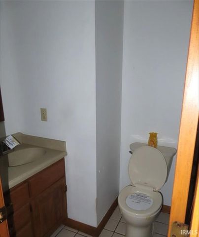 1406 WESTWOOD HILLS Drive, Evansville, IN 47720