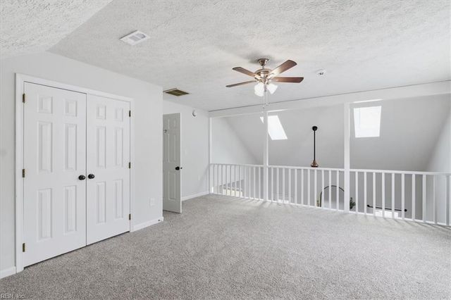 934 Elton Hall CIR, Newport News, VA 23608