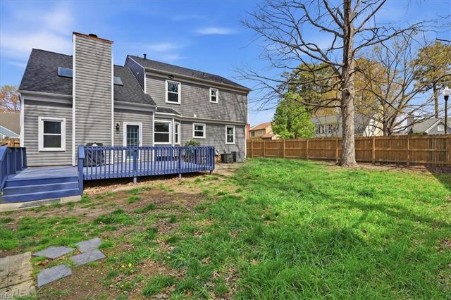 934 Elton Hall CIR, Newport News, VA 23608