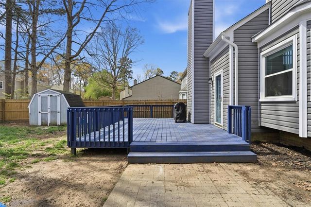 934 Elton Hall CIR, Newport News, VA 23608