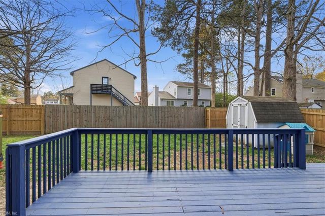 934 Elton Hall CIR, Newport News, VA 23608